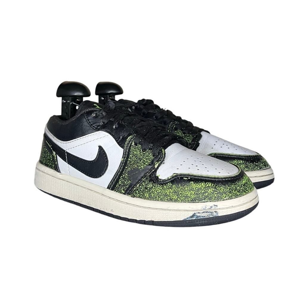 Jordan‎ 1 Low Wear Away SE Grade School Electric Green Sneakers Size 4.5 - Picture 3 of 5